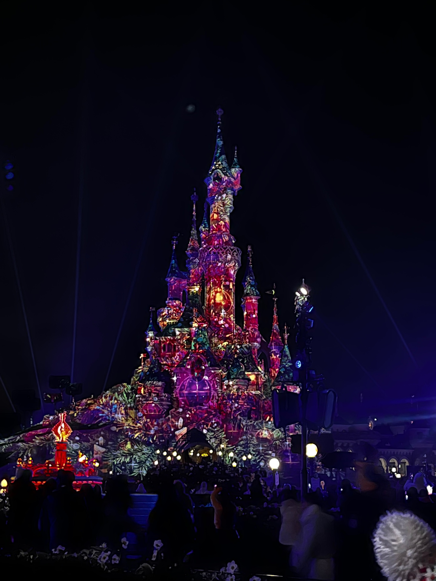 Show de proyecciones sobre el castillo de Disneyland Paris